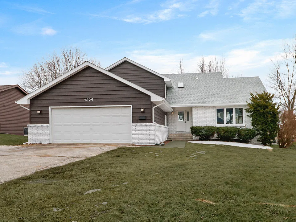 Another Grapevine home previously worked with by M&G Property Brothers