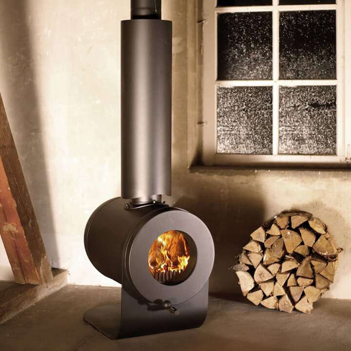 Firetube Kamin mit zylindrischer Form und 360° Sicht