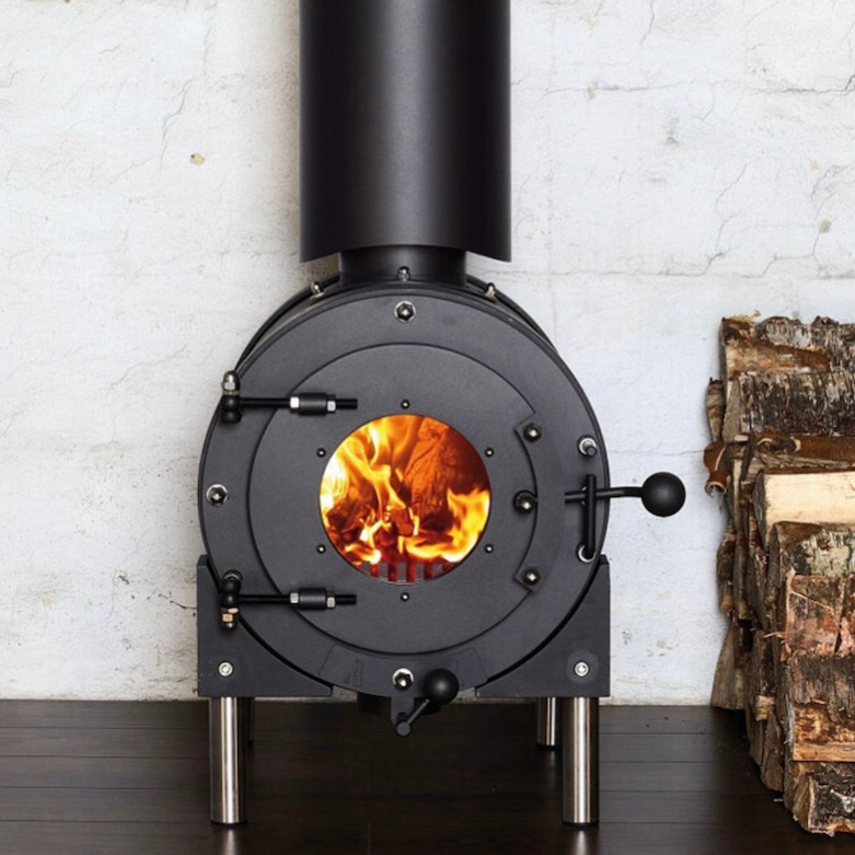 Firetube Kamin mit zylindrischer Form und 360° Sicht
