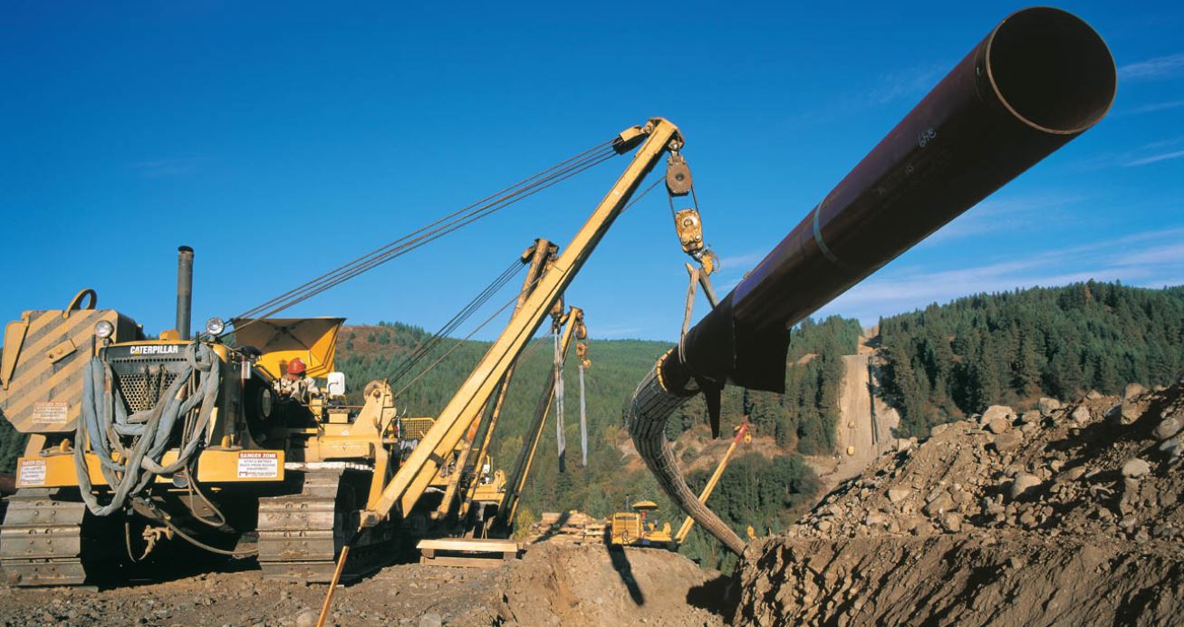 Steel pipe being offloaded at a JD Fields & Company yard