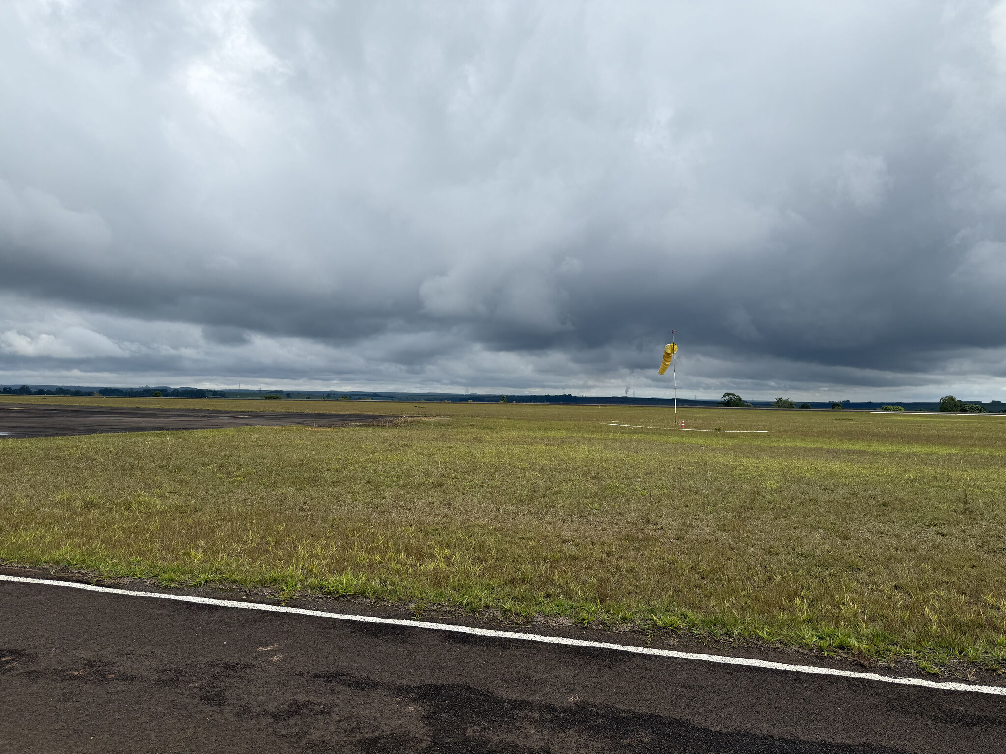Visita técnica ao aeroporto de Botucatu