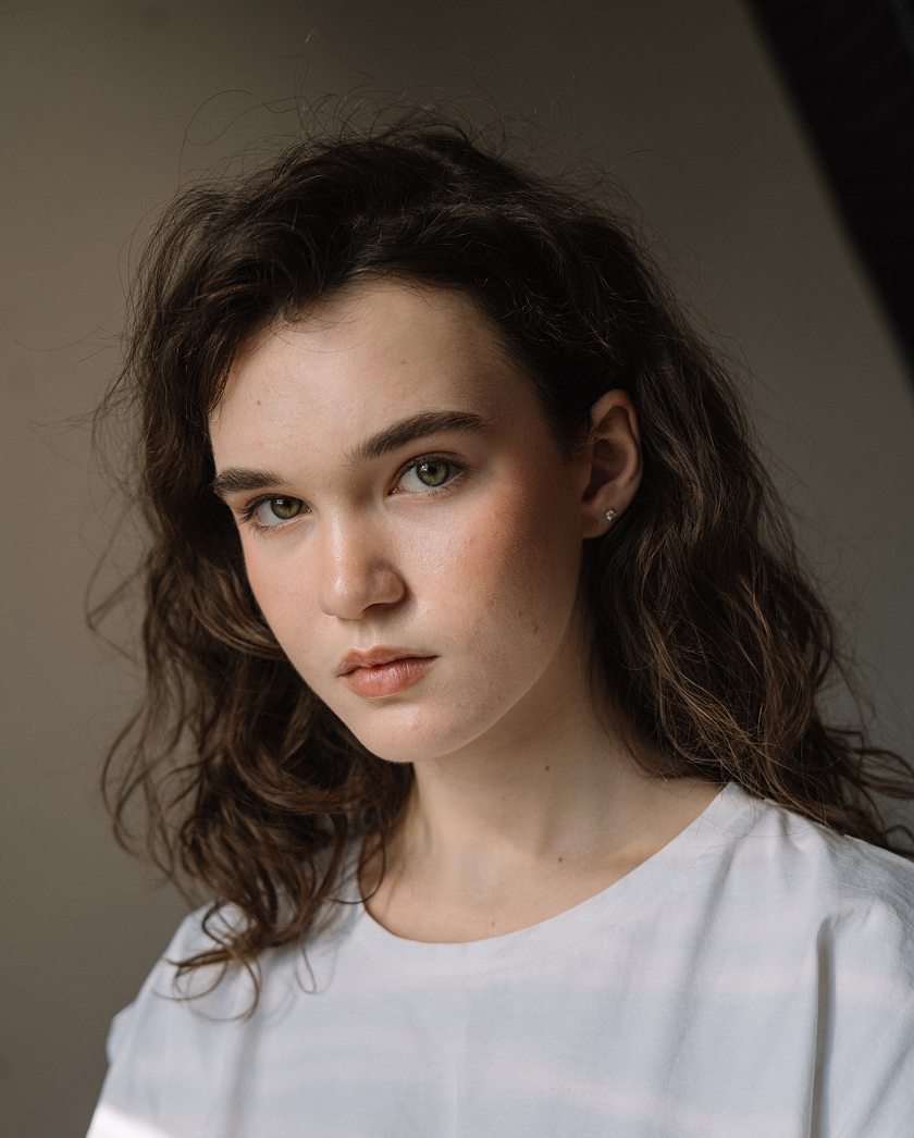 Female Photo Link to Actor Page