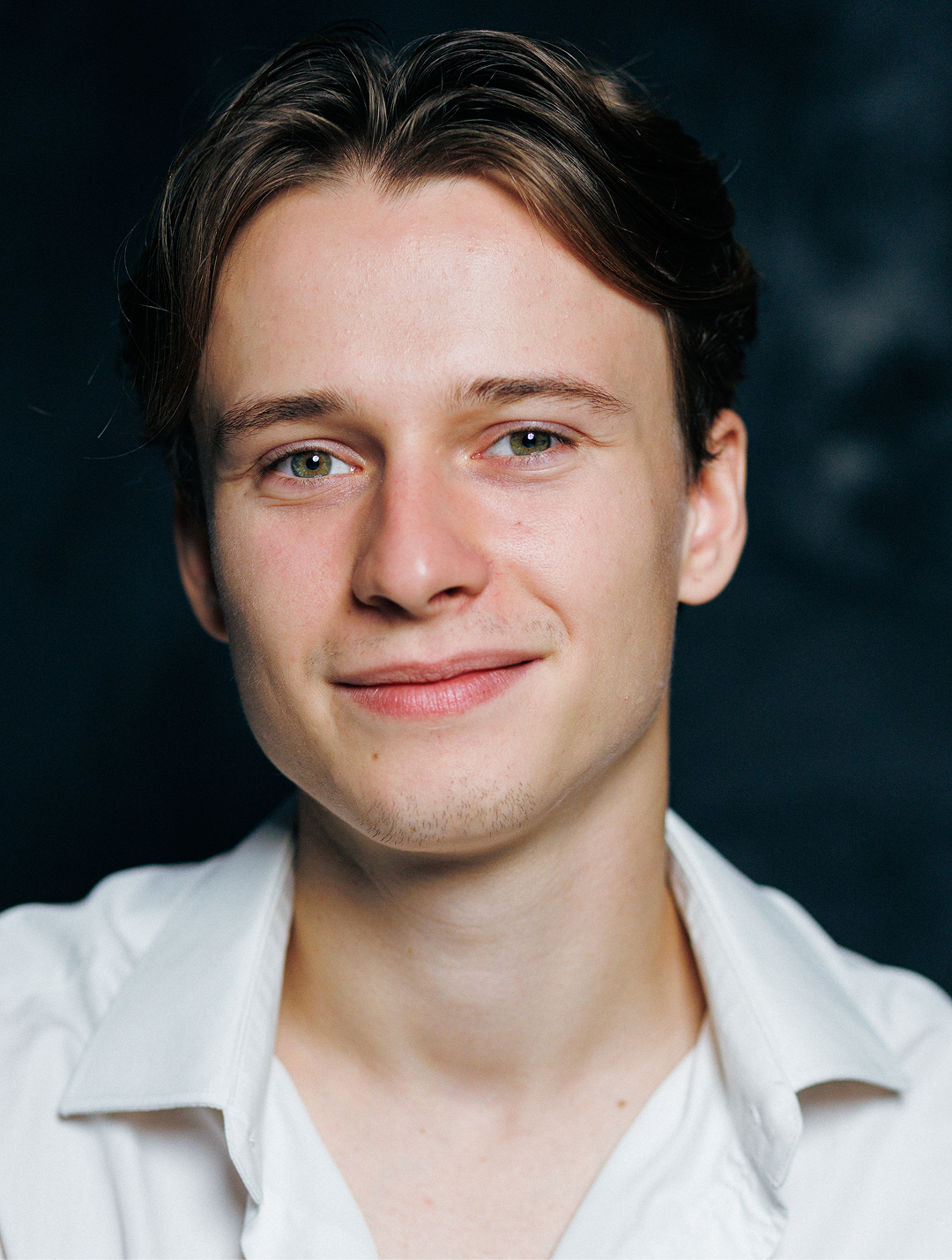 Female Photo Link to Actor Page