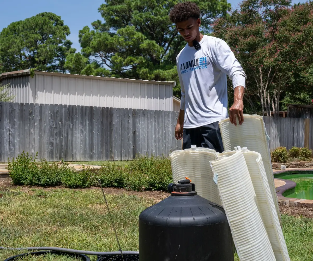 Pool Filter Cleaner Vs Pool Filter Replacement: Which Is Better?
