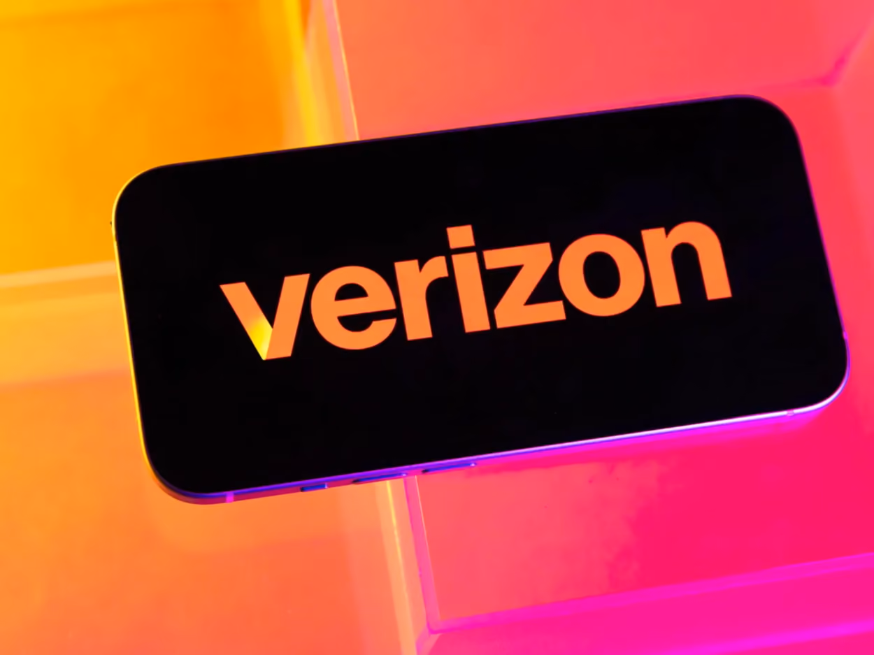 Verizon logo on the phone screen