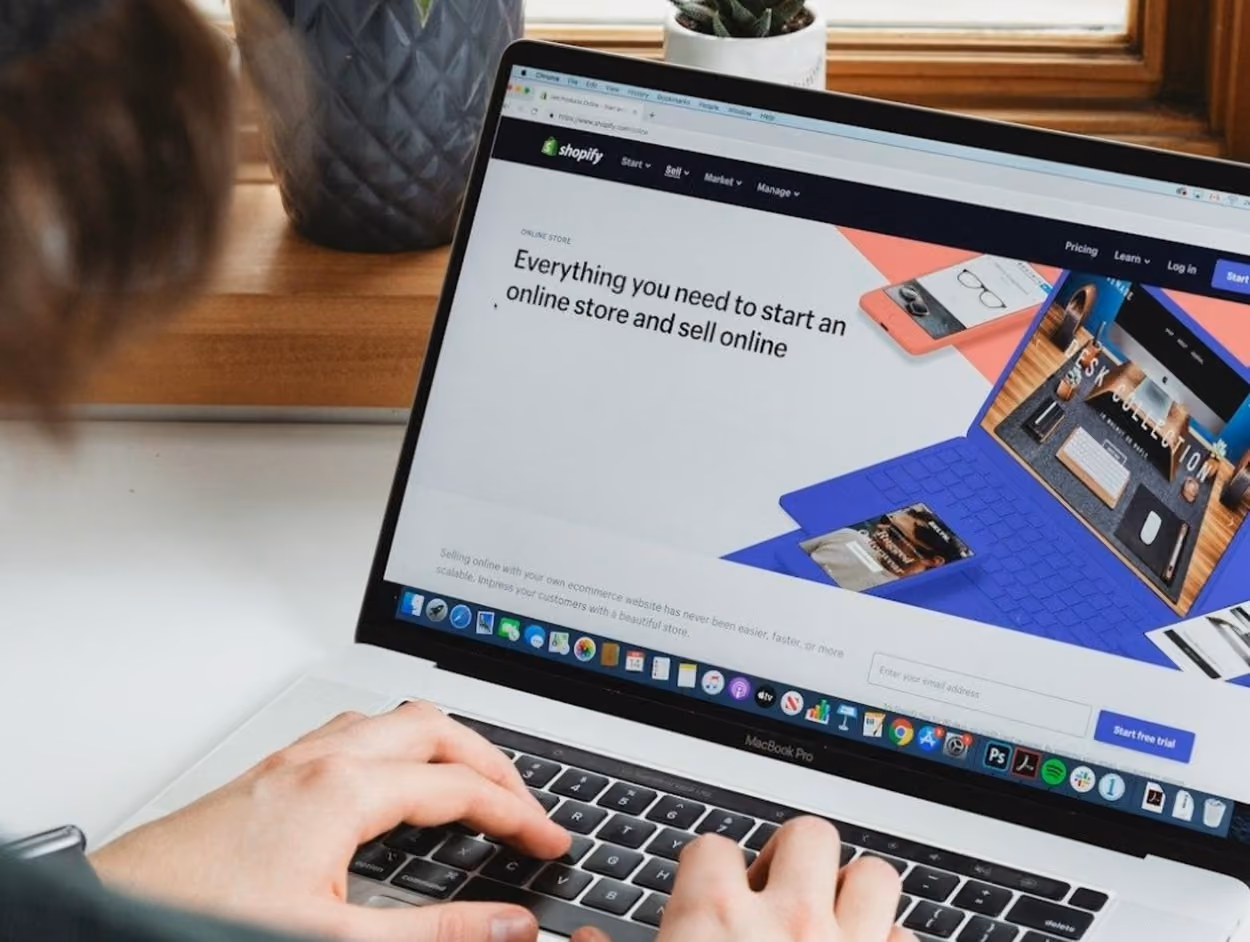A collage showcasing top free website builders ideal for beginners, featuring user-friendly interfaces and design options.