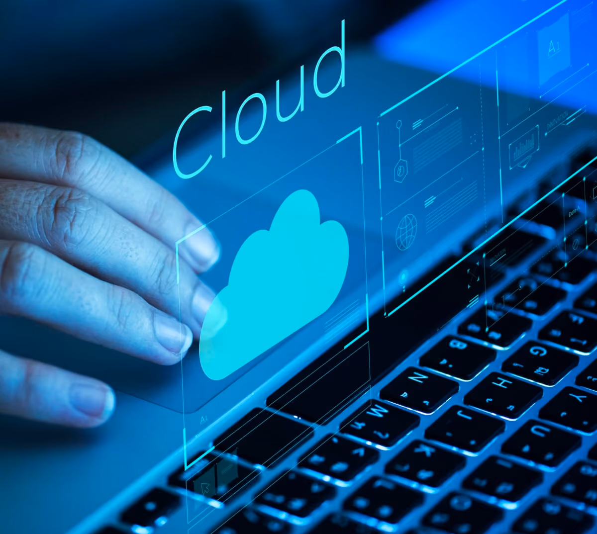 Visual representation of cloud computing in business, highlighting data management and remote access solutions.
