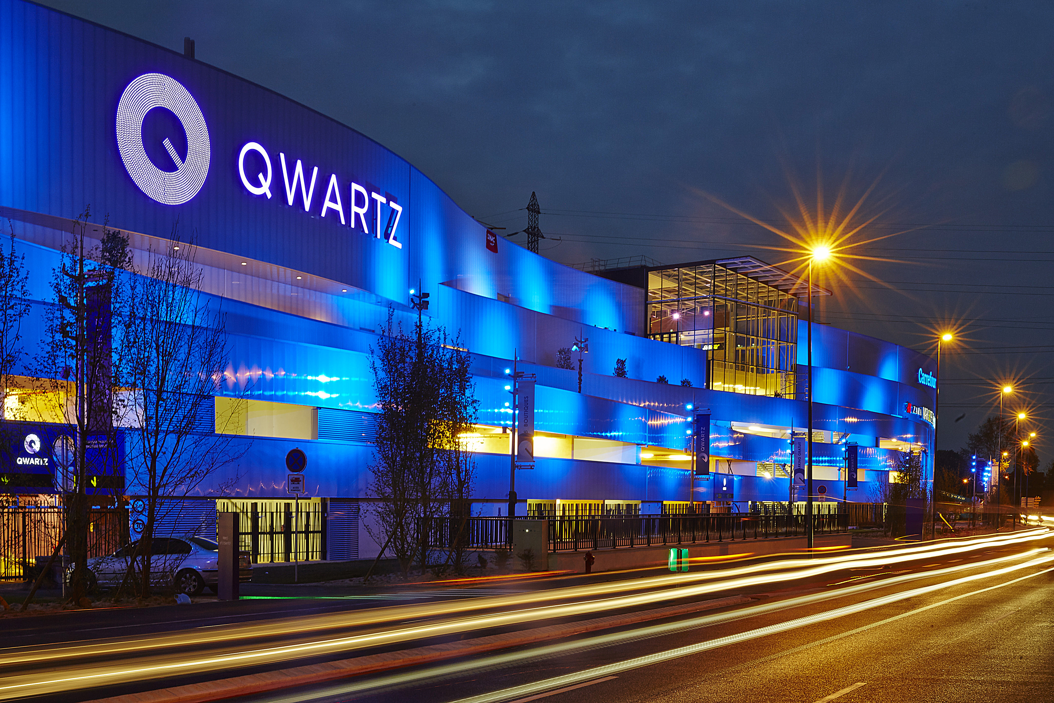 Photo du centre commercial Qwartz la nuit