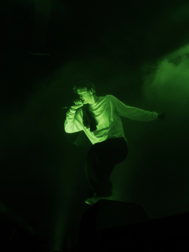 Musiker Schmyt bei einem Konzert in Braunschweig