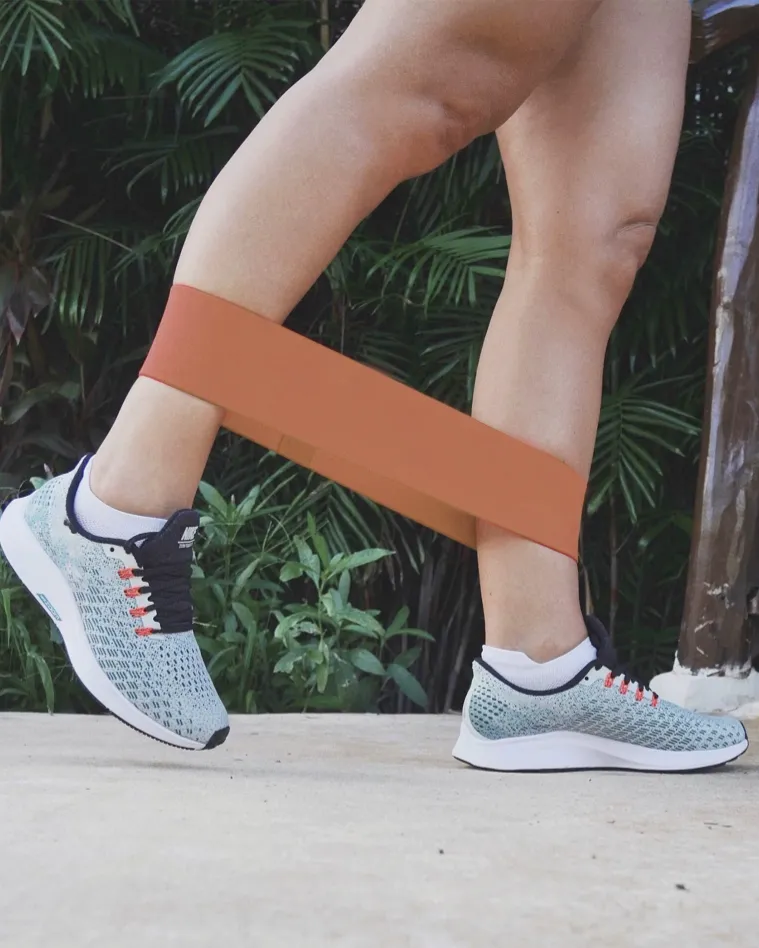 excersize band rooftop tropical