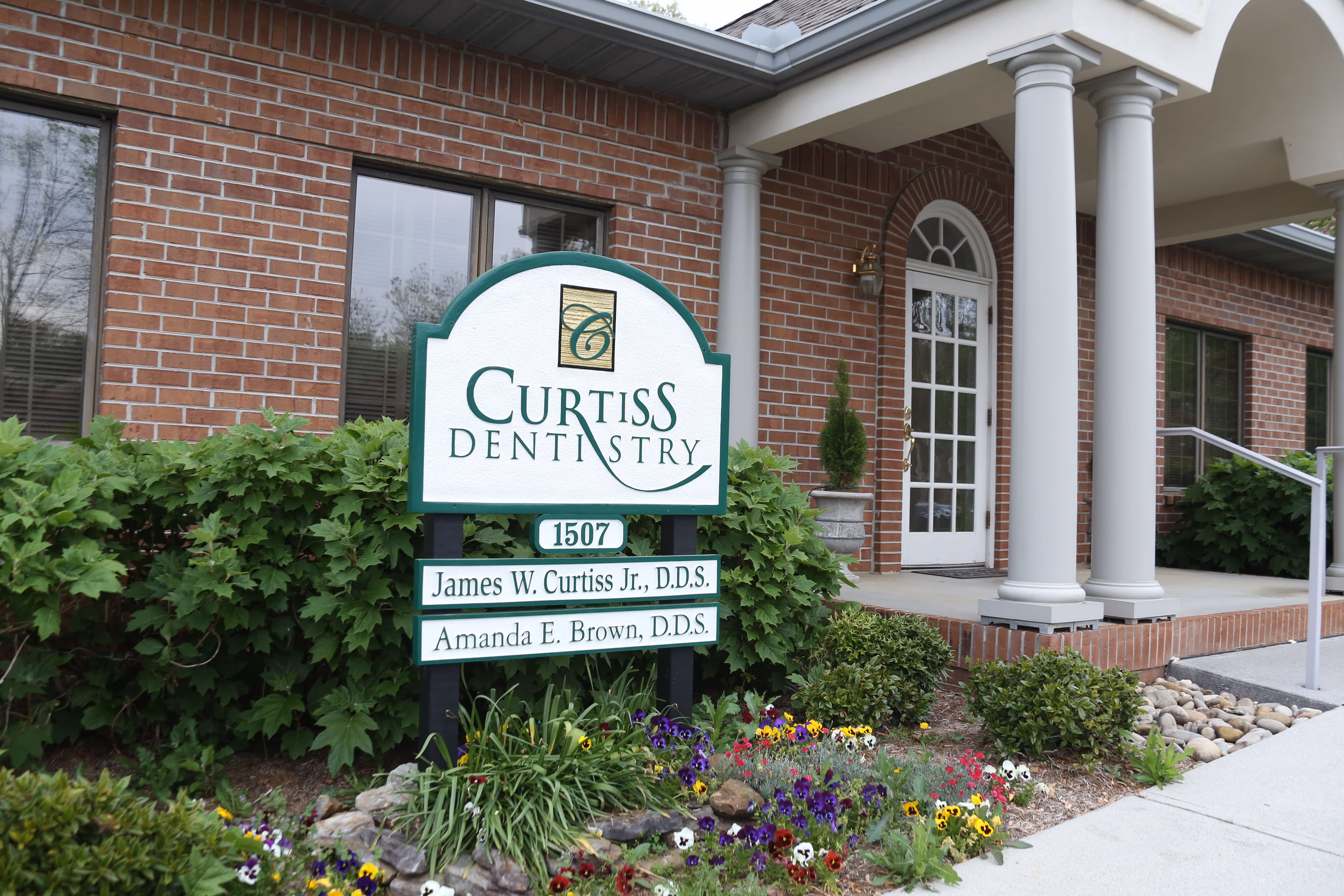 Curtiss Dentistry office interior in Maryville, TN