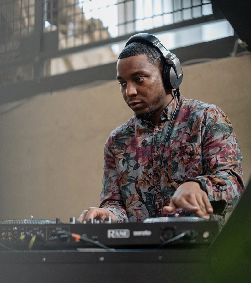 Traye of Best Life Entertainment djing at an event