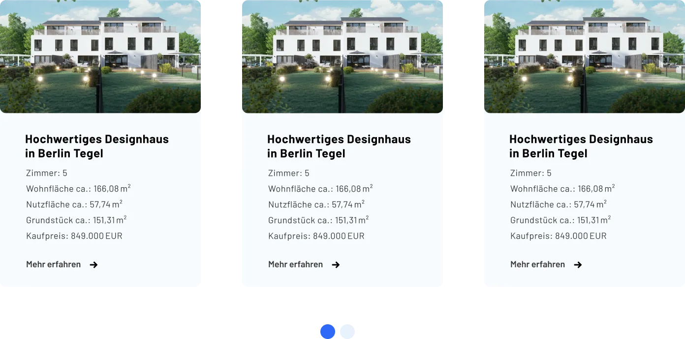 Modernes dreistöckiges weißes Designhaus mit beleuchtetem Garten in Berlin Tegel, dargestellt in drei nebeneinander stehenden Karten.