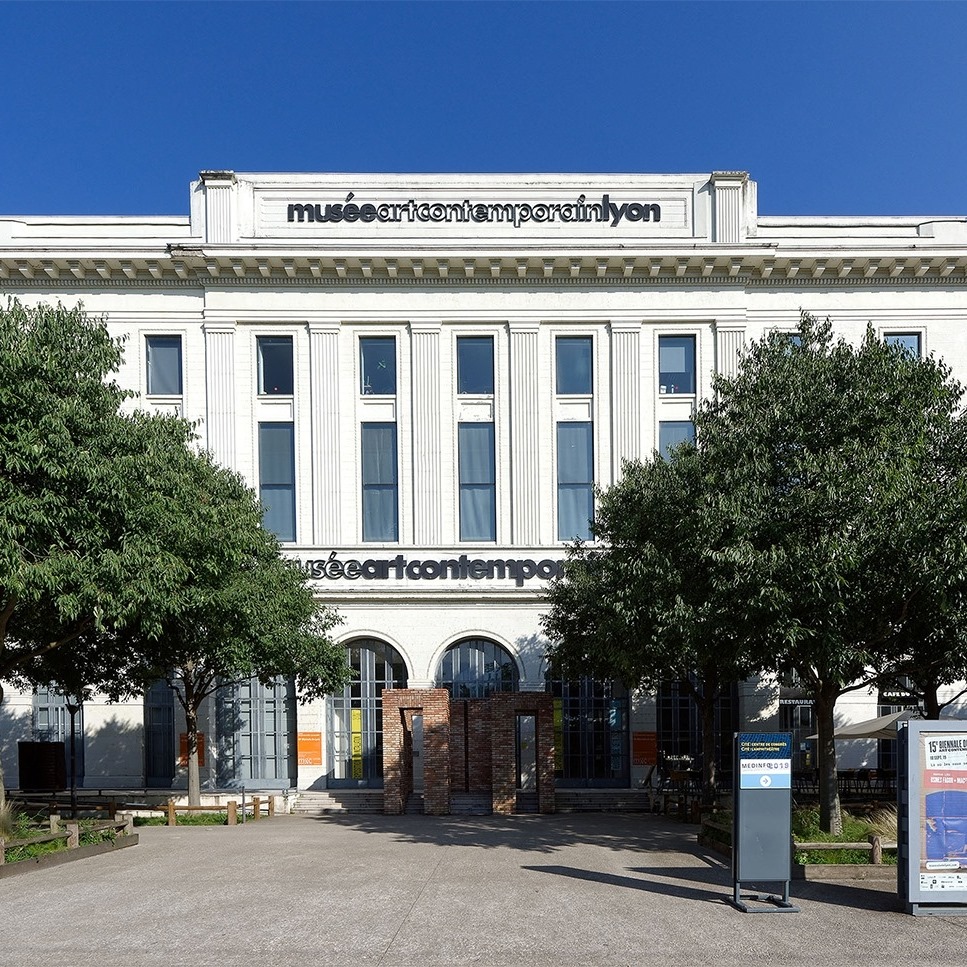 façade épurée et contemporaine 