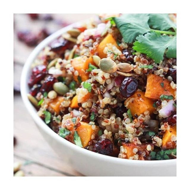 salade de quinoa et légumes