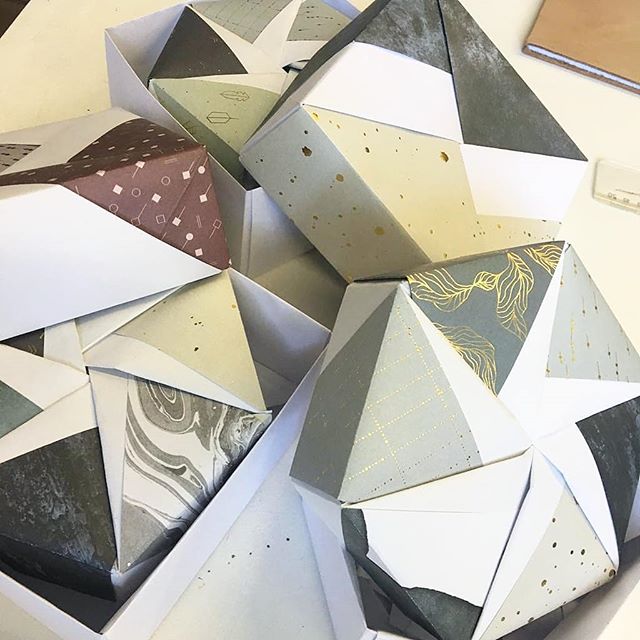 boîtes fabriquées en origami