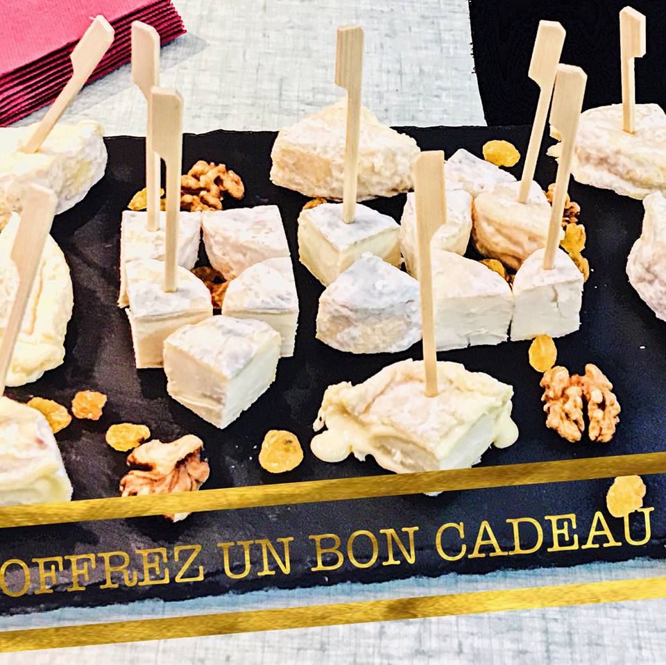 planche de dégustation de fromages lyonnais