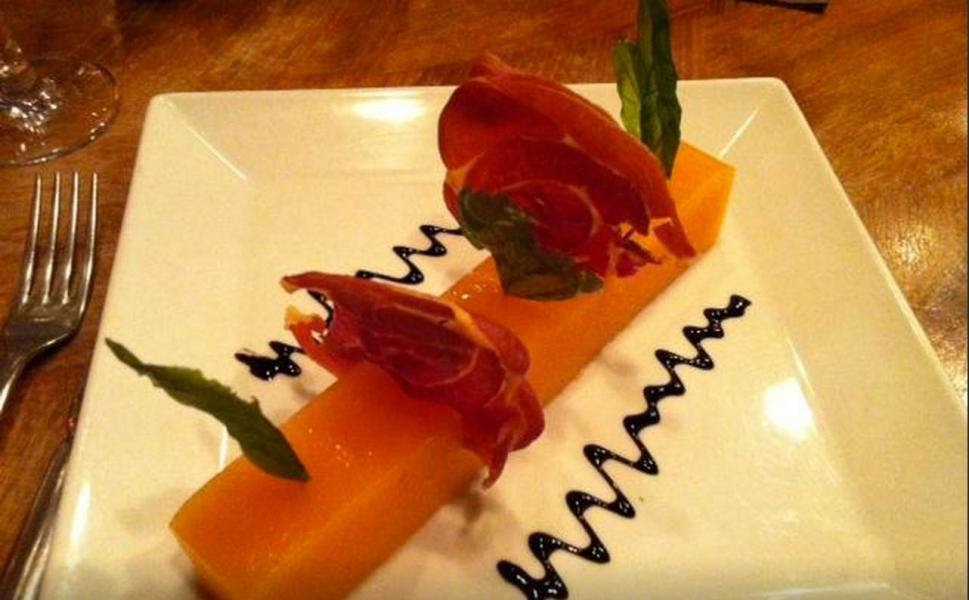 Entrée melon et jambon de Bayonne