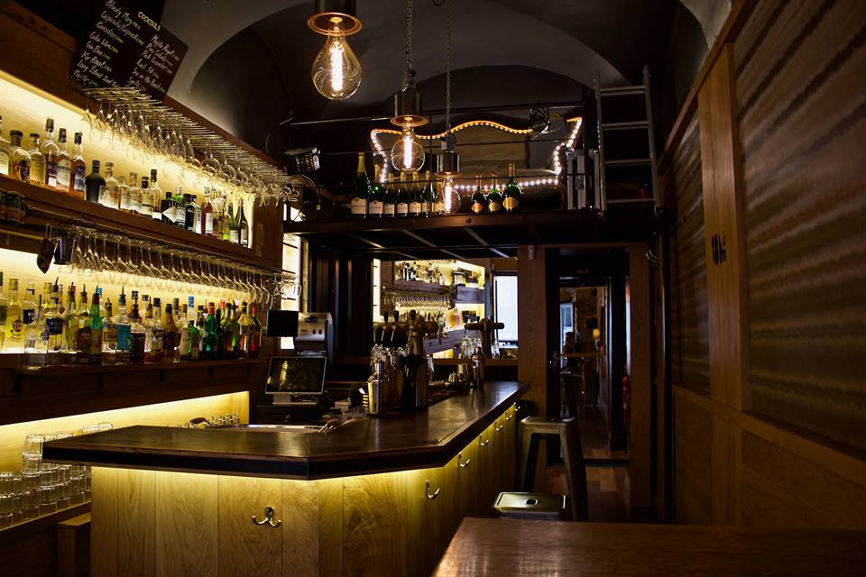 bar niché, cocktails, vins, bières