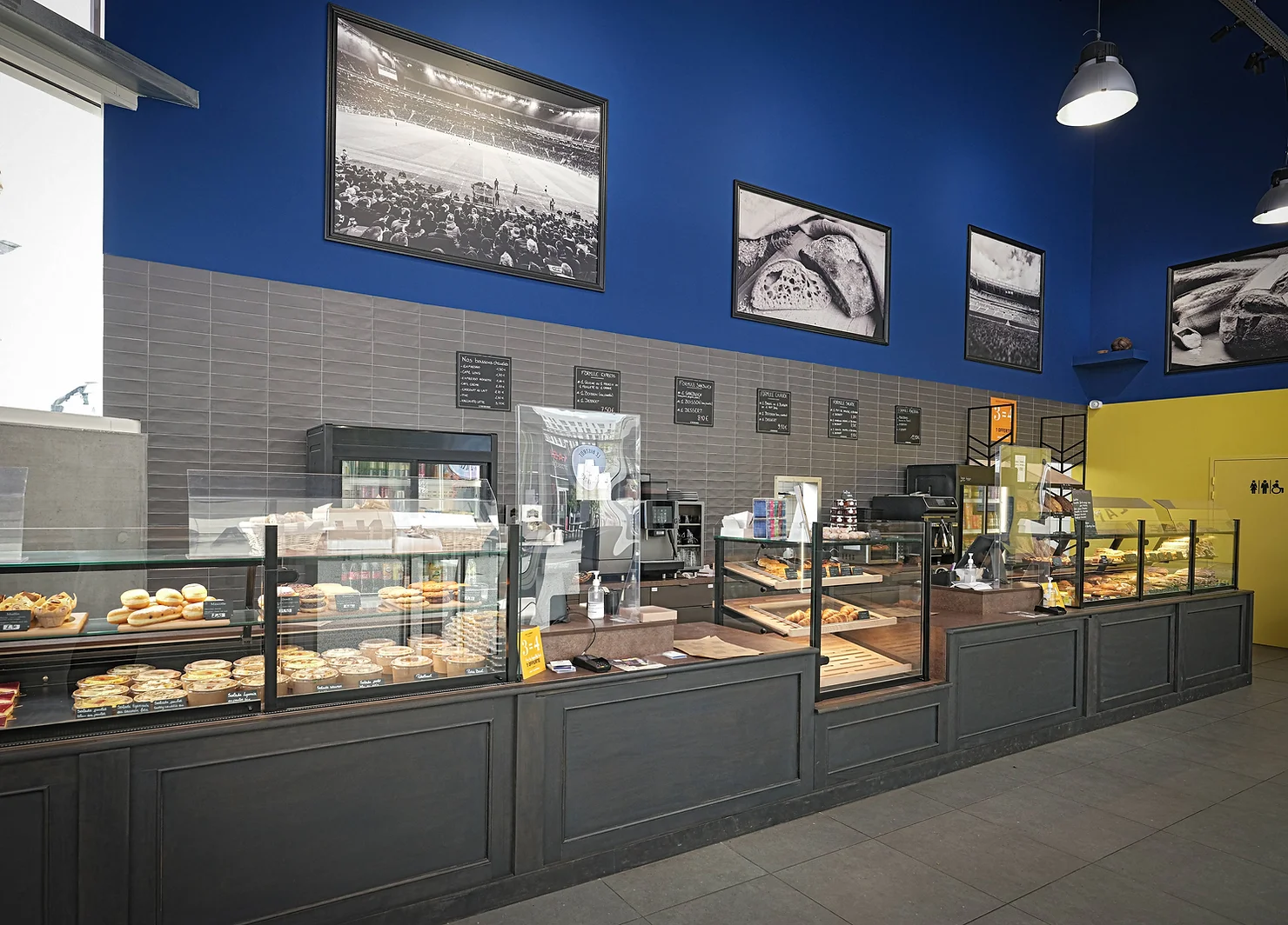 devanture d'une boulangerie solidaire
