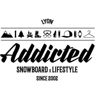 logo de addicted, snowboard et freestyle