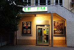 devanture du cinéma Le Lem