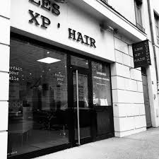 Devanture coiffeur, ciseaux