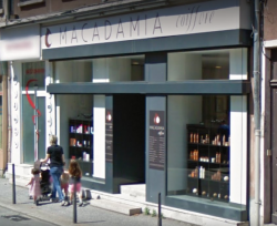 Devanture boutique, produits pour les cheveux