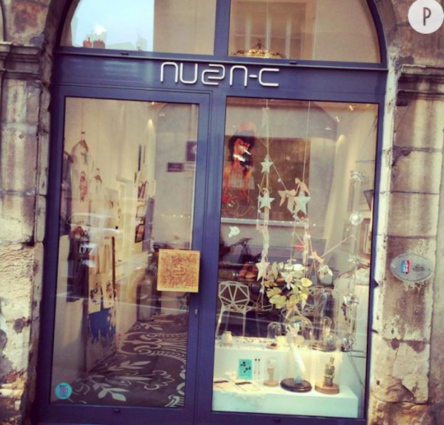 Bijouterie-joaillerie et studio artistique situé dans le Vieux Lyon depuis 2010. Créateurs des bijoux The Black Alchemy