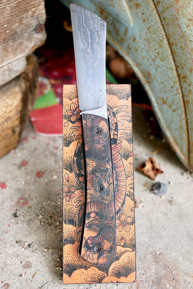 couteau artisanal avec son fourreau