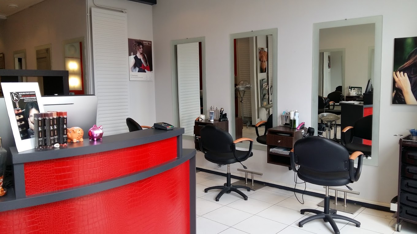 intérieur du salon de coiffure Nature Coiffure