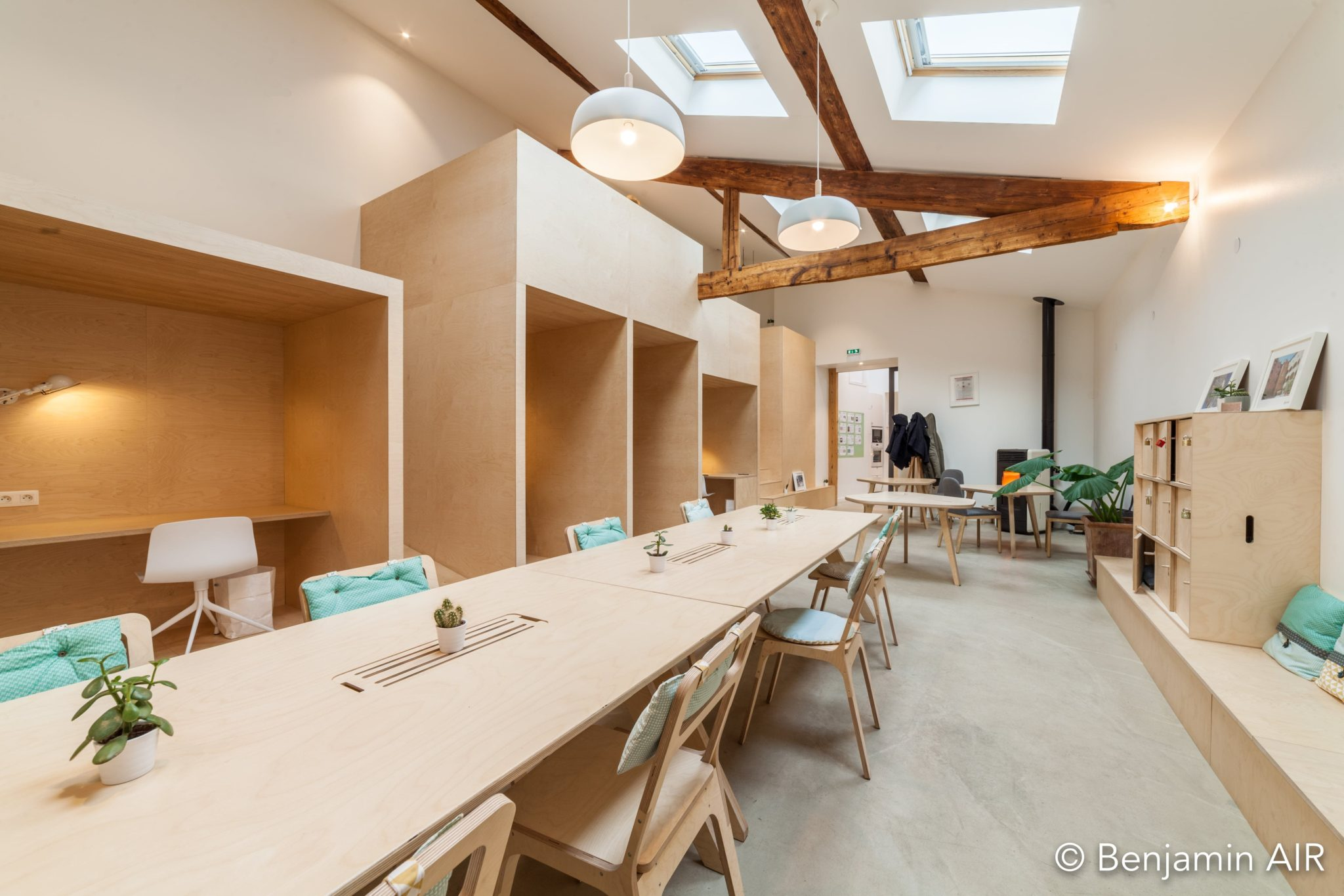 coworking café