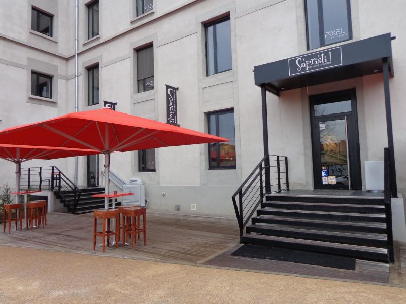 devanture du restaurant sapristi à lyon