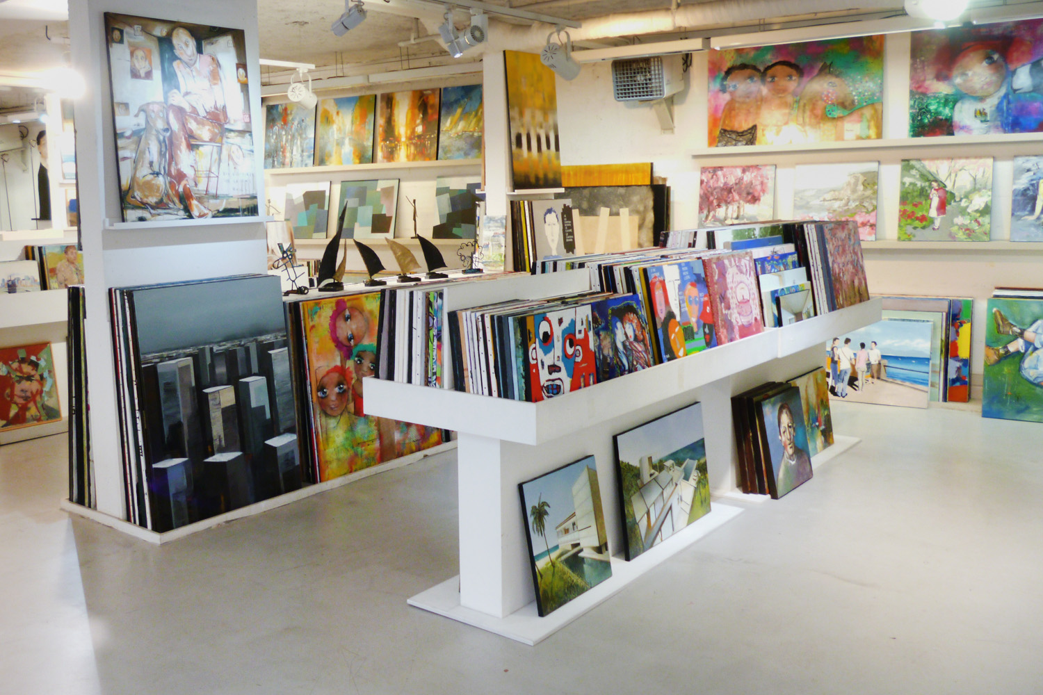 Tableaux de la galerie Art Up Déco.