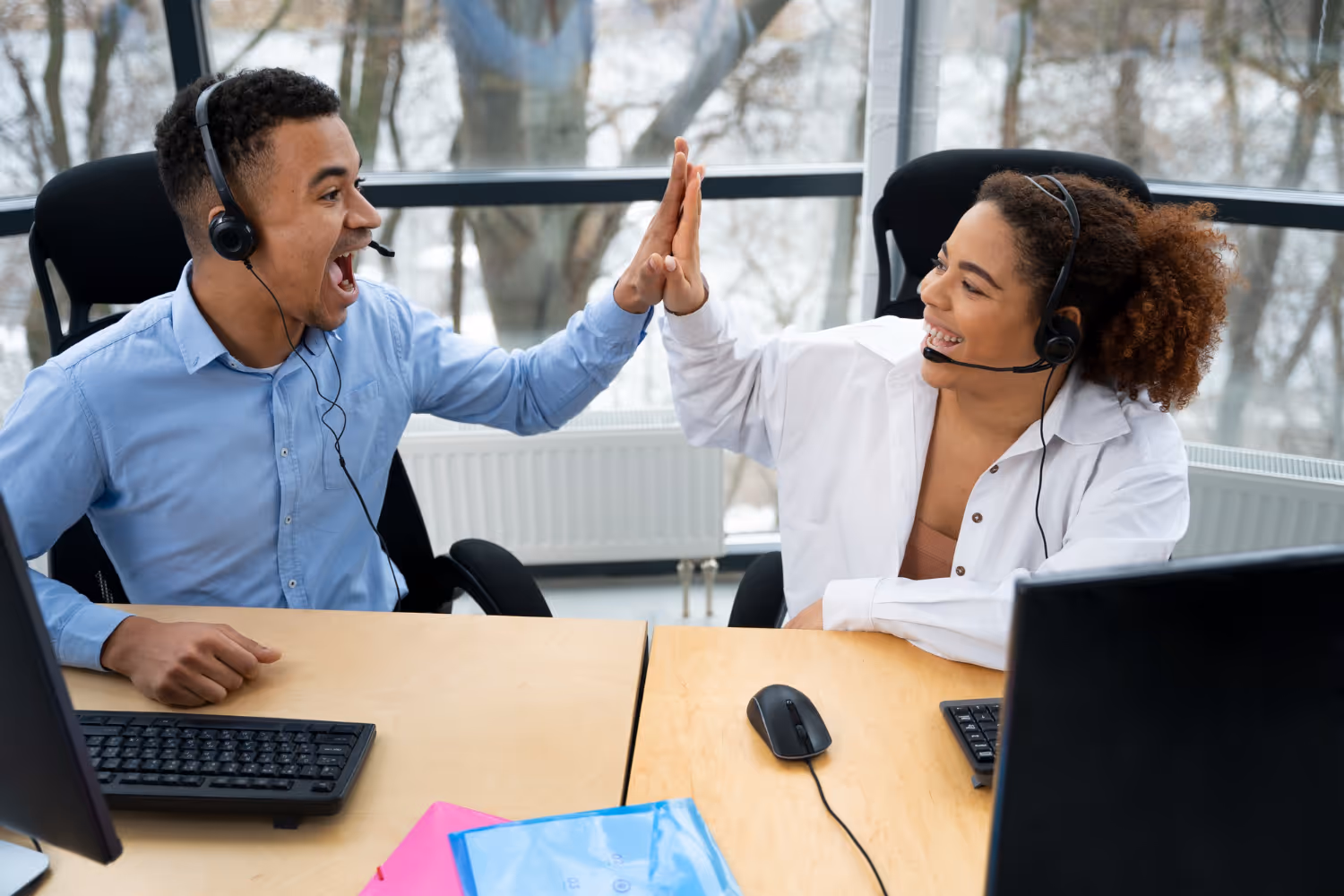 What is proactive customer service? + key strategies and real examples