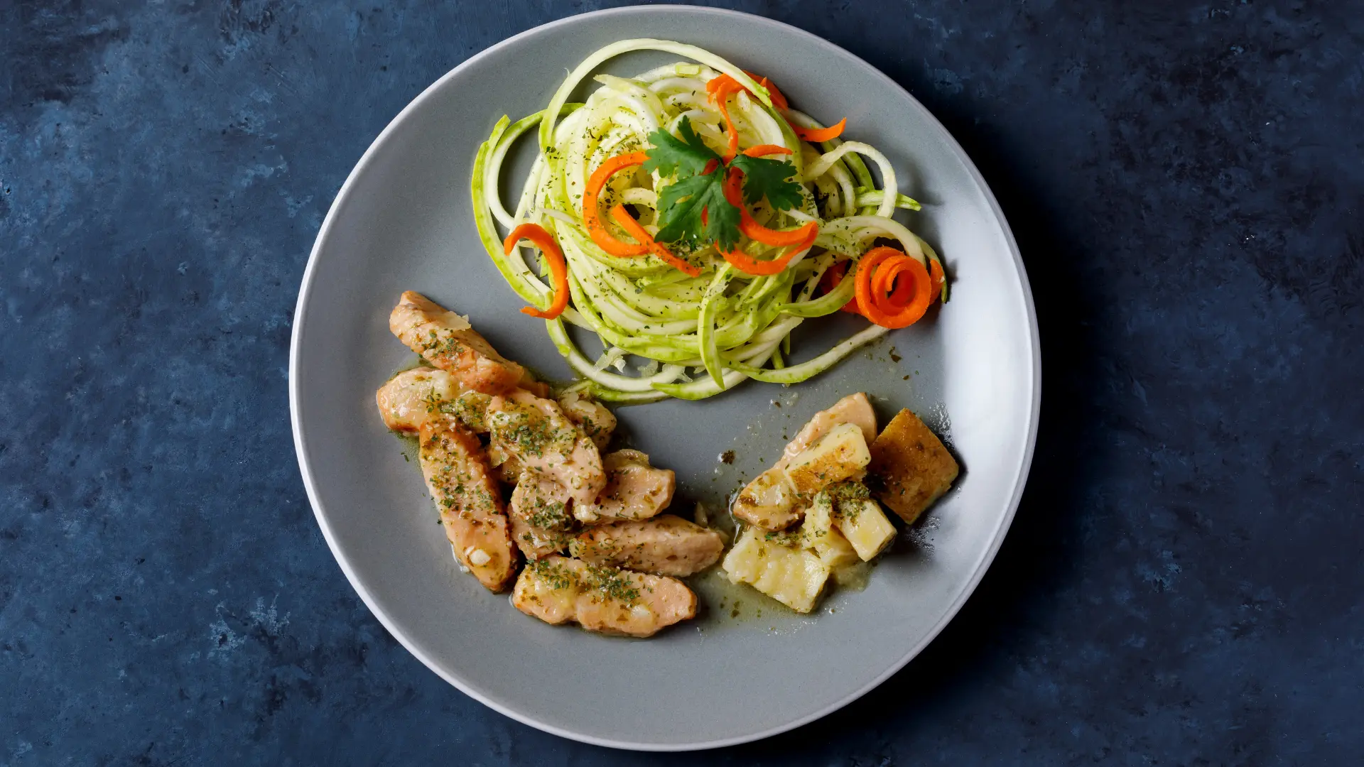 Dinstana teletina s krumpirom i mrkvom – jednostavan i zdrav ručak za ponijeti na posao