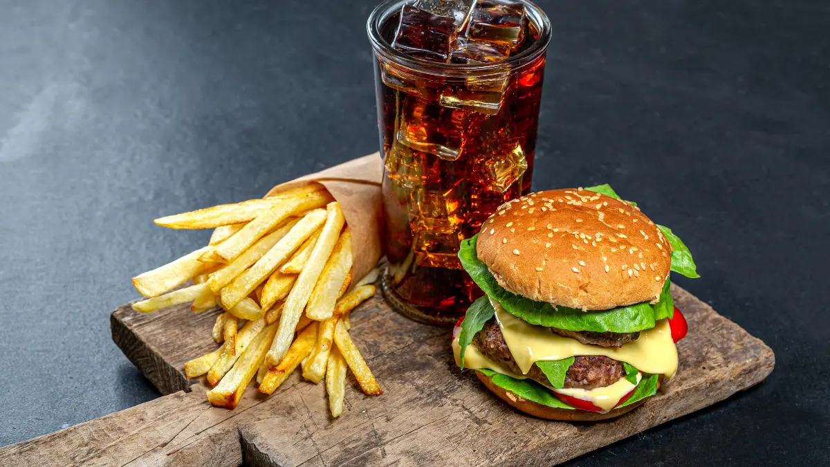 Brza hrana kao nešto što treba izbjegavati kao prehranu za giht