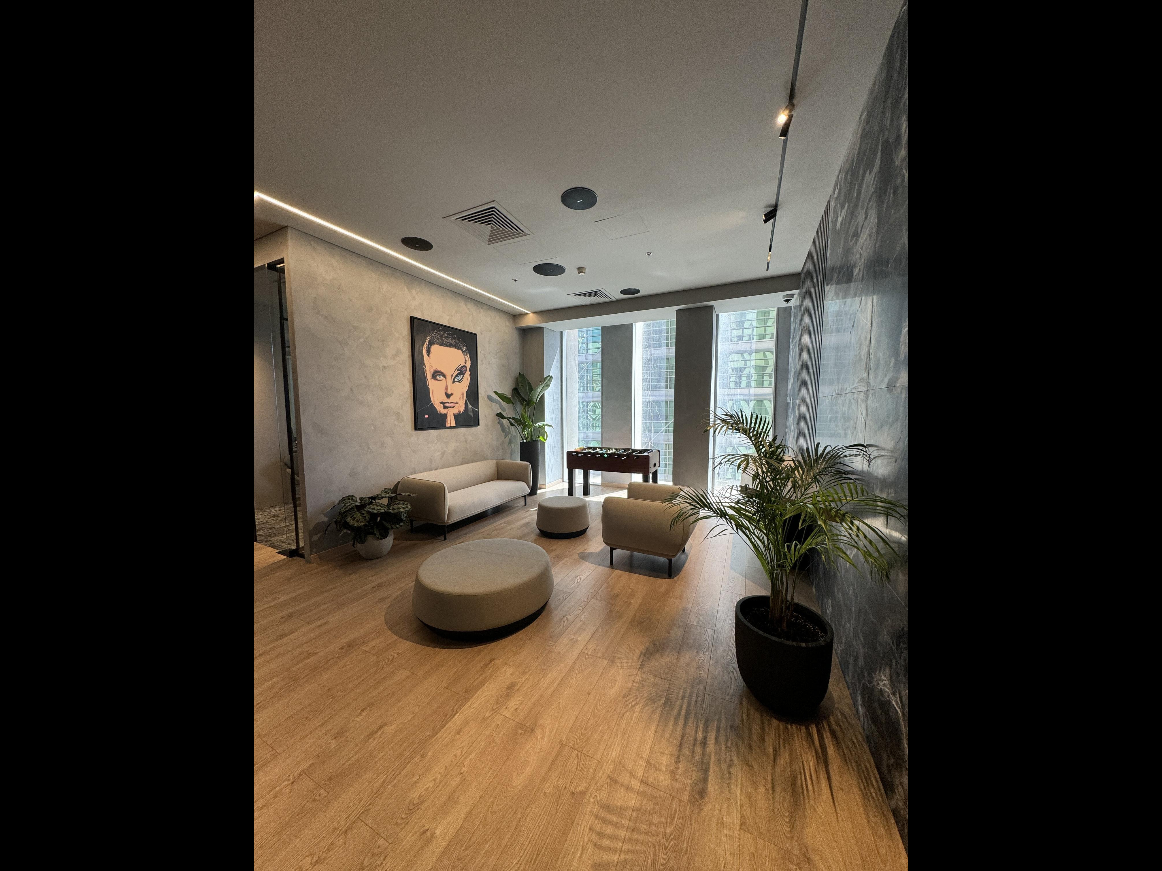 Hand-painted Elon Musk portrait by AbiFaces at Ventum Tech's Experience Centre