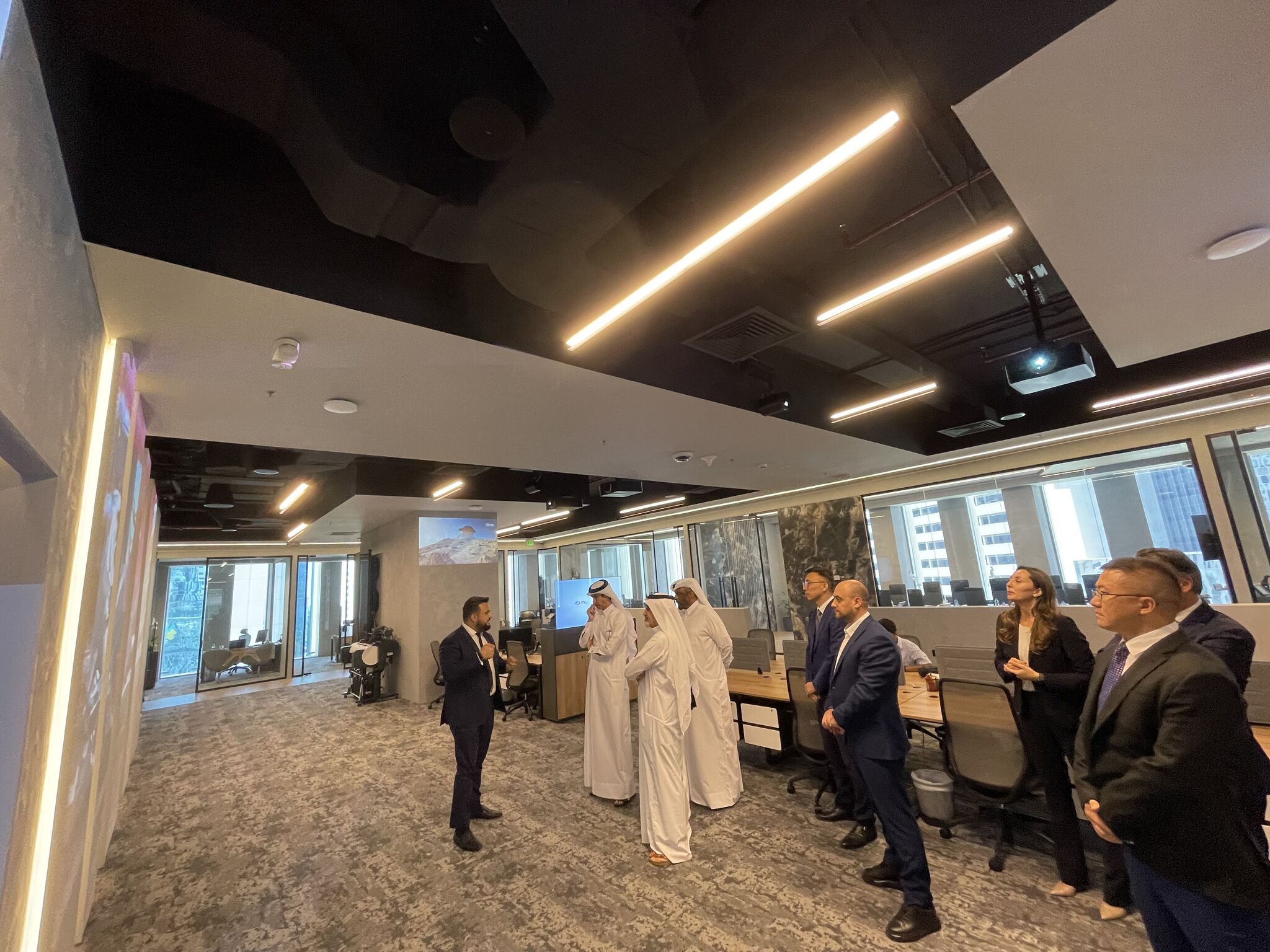 General Authority of Customs delegation visiting Ventum Tech's Experience Centre
