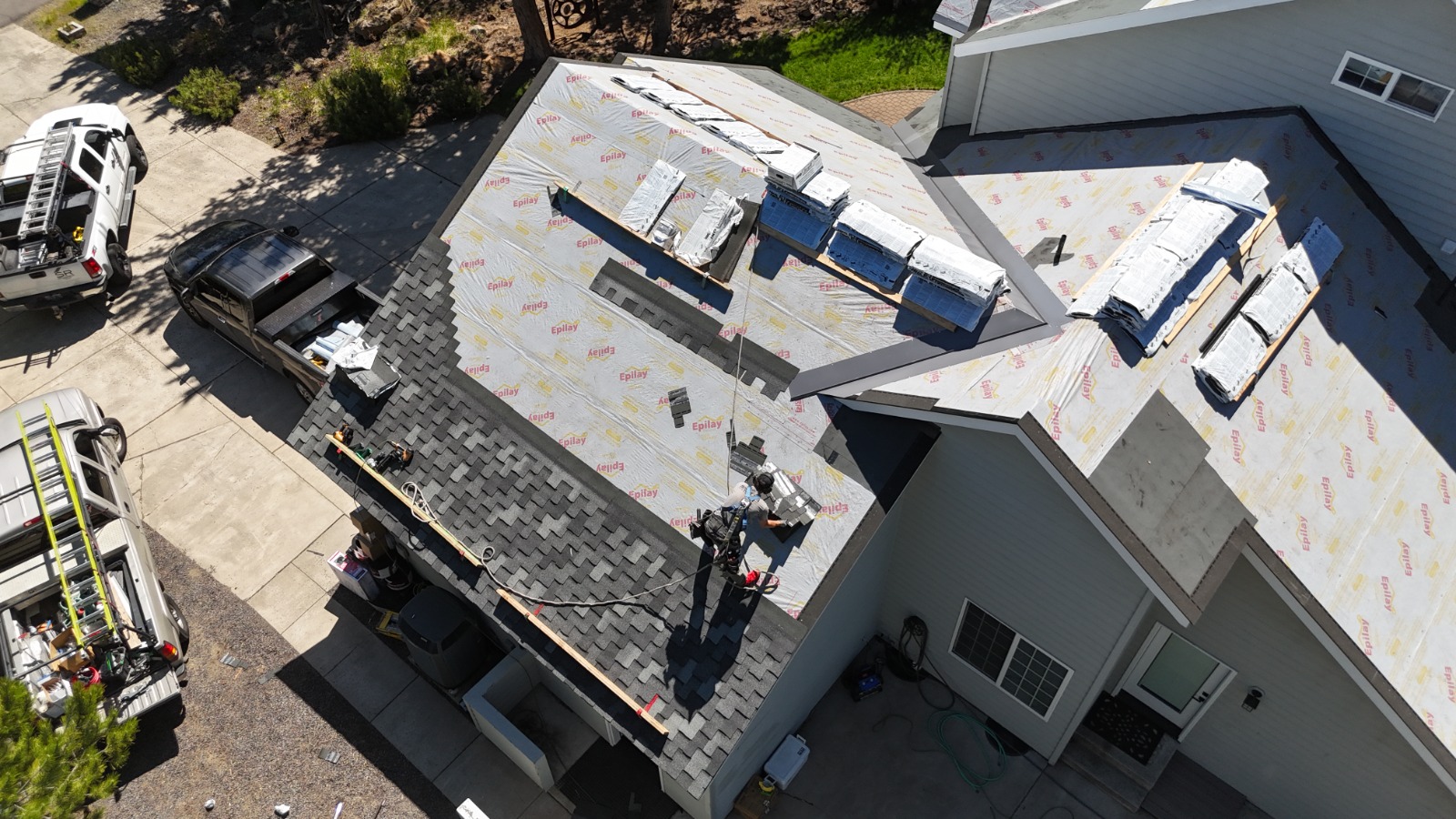Scott's Roofing roof repair service