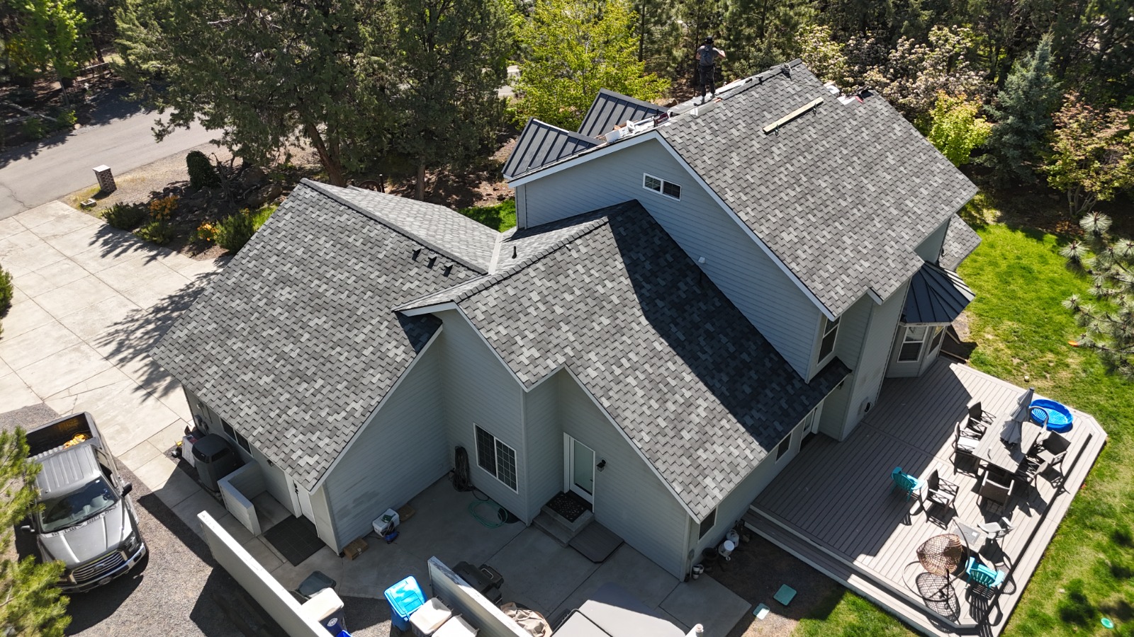 Scott's Roofing roof repair service