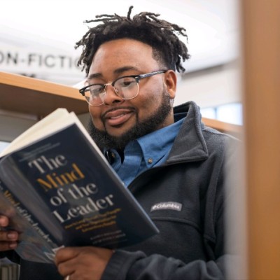 Bro. Dom Avant, Graduate Advisor
