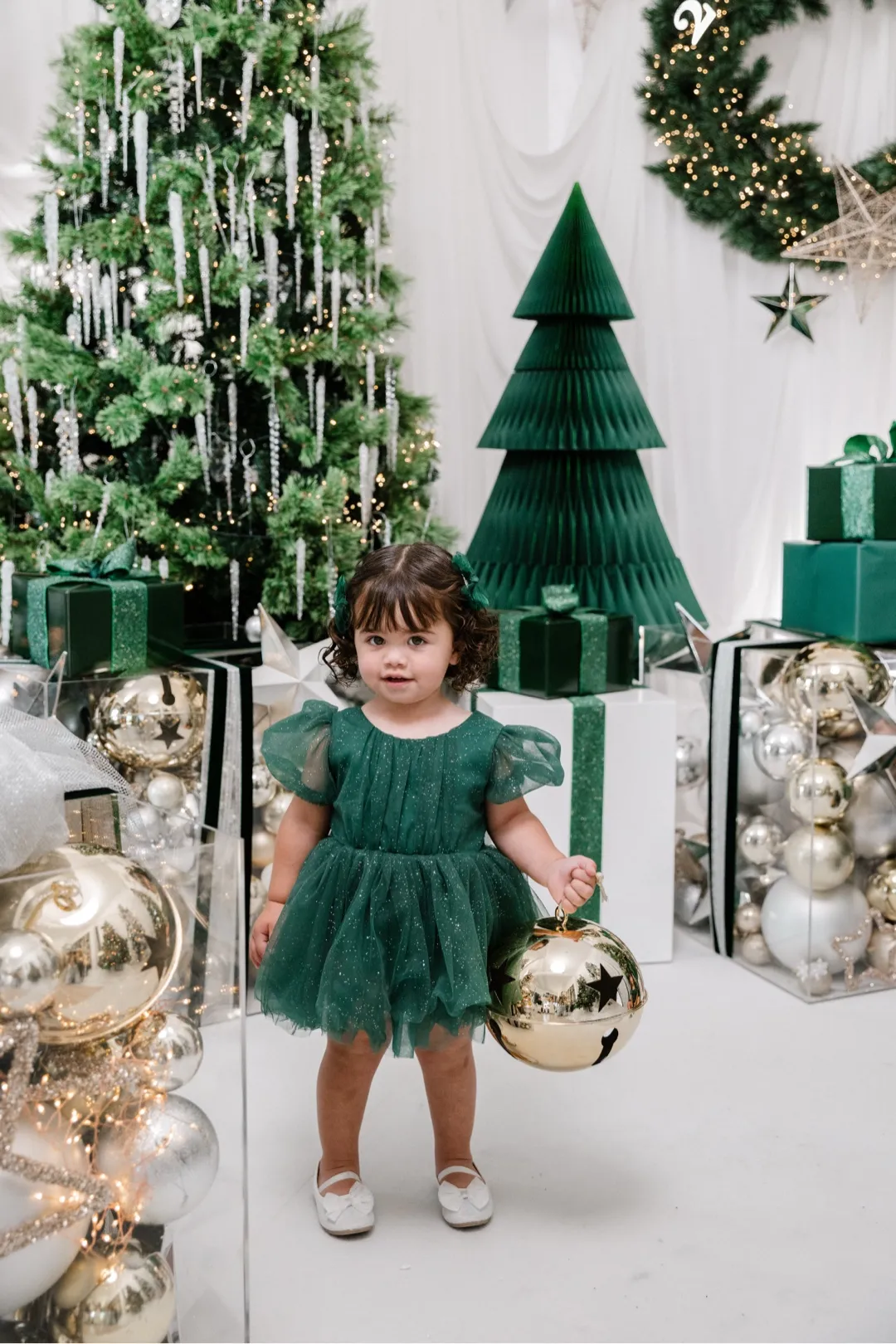 Siempre Christmas 2024 Marketing Photos. Theme for this year Green