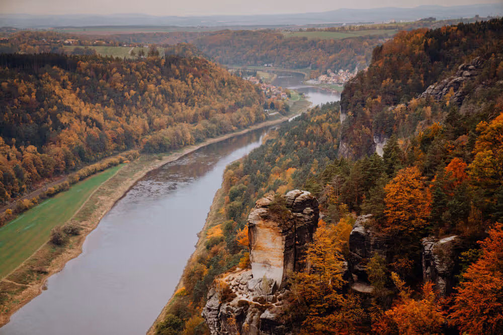 elbe river valley view point by bastei