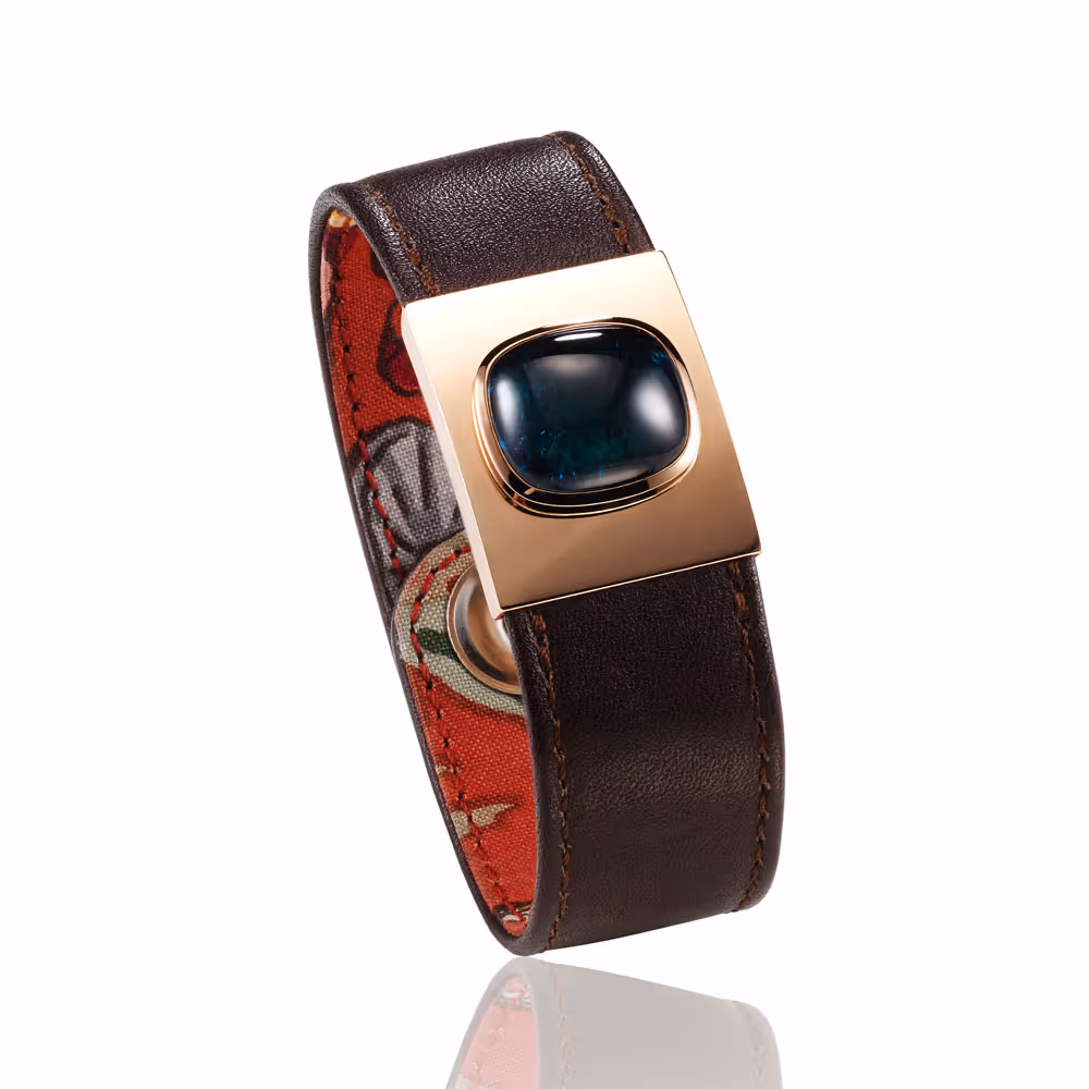 Leather bracelet with indigolite tourmaline