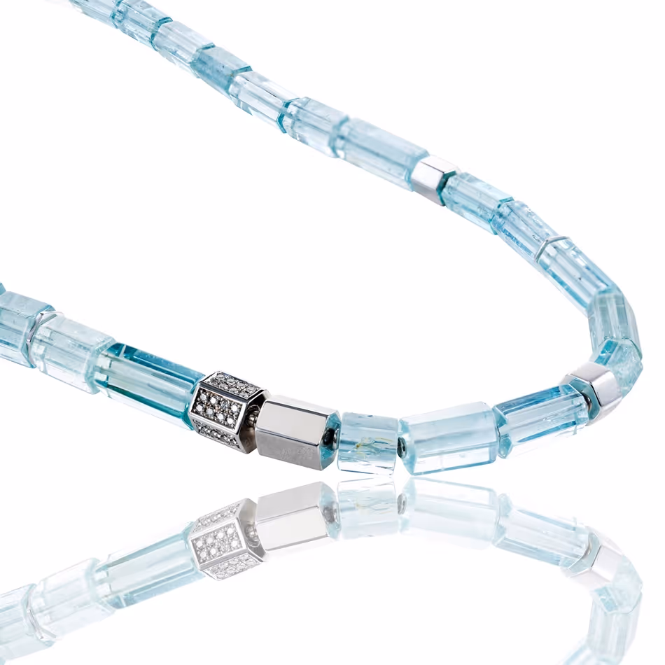 Collier de cristaux d'aigue-marine