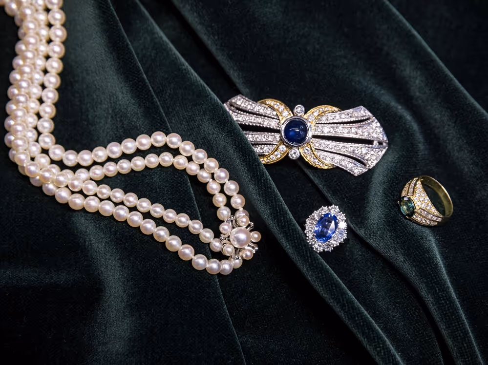 Schmuck bei Stadelmann 1972 verkaufen