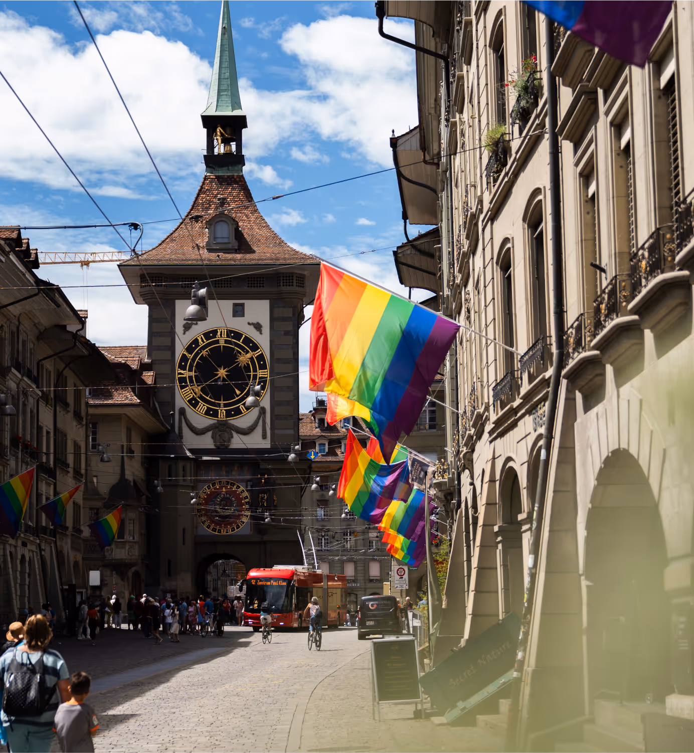 Zytglogge mit Pride Flagge