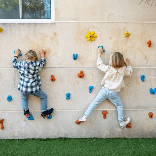 Preschool, kindergarten, elementary school, and bilingual Montessori middle school in Marseille 12