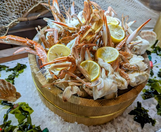 White brunch Jumeirah Saadiyat